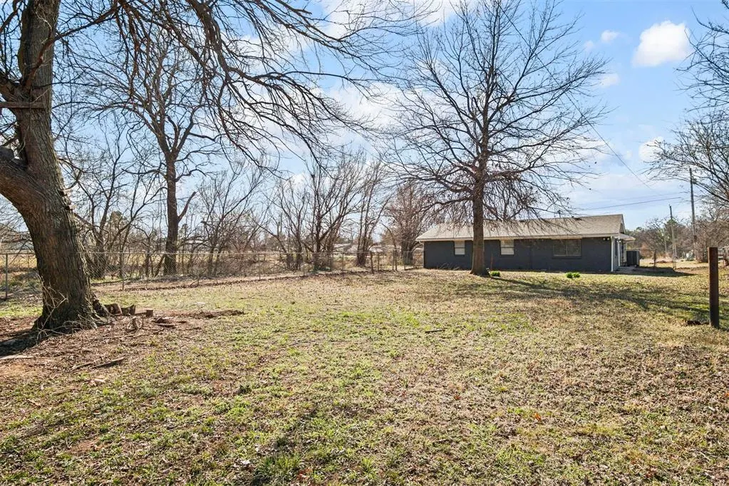 Photo 34 — 5825 N Blue Lake Drive, Norman, OK 73069