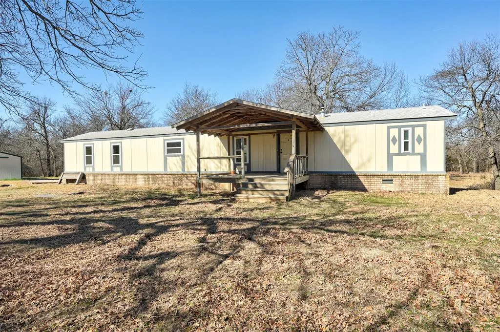 Front exterior — 15524 E Hefner Road, Jones, OK 73049