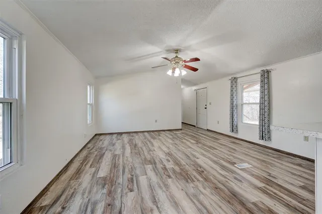 Photo 4 — 15524 E Hefner Road, Jones, OK 73049