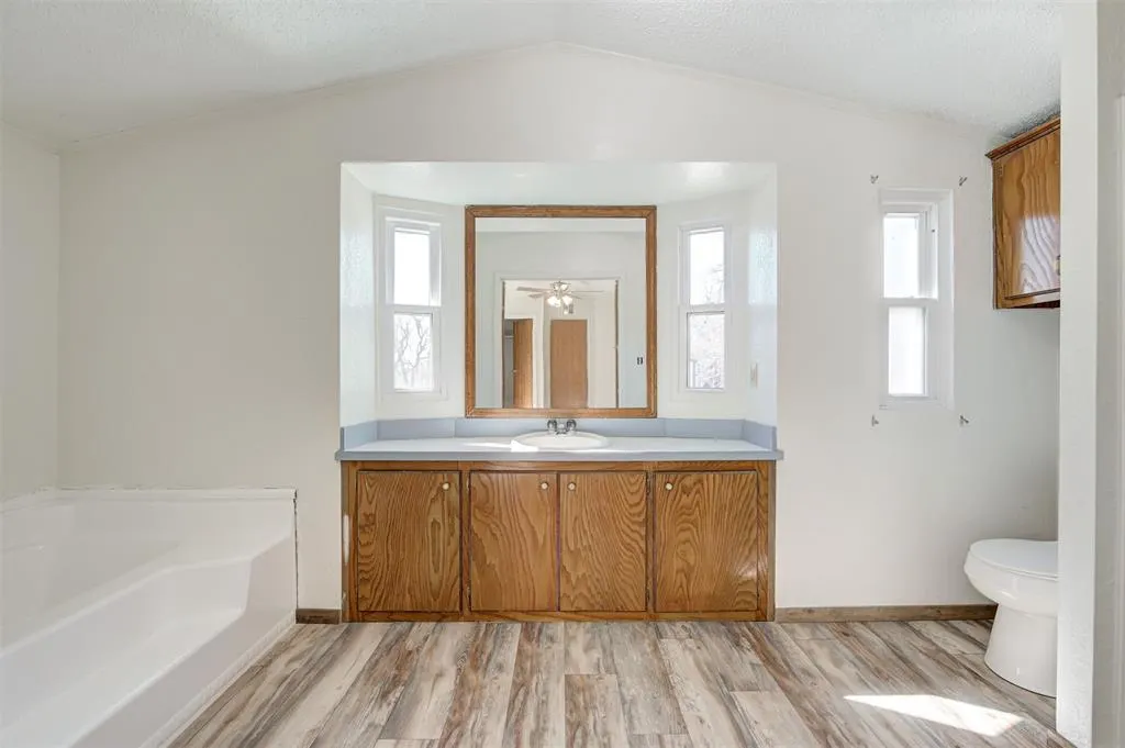 Photo 19 — 15524 E Hefner Road, Jones, OK 73049