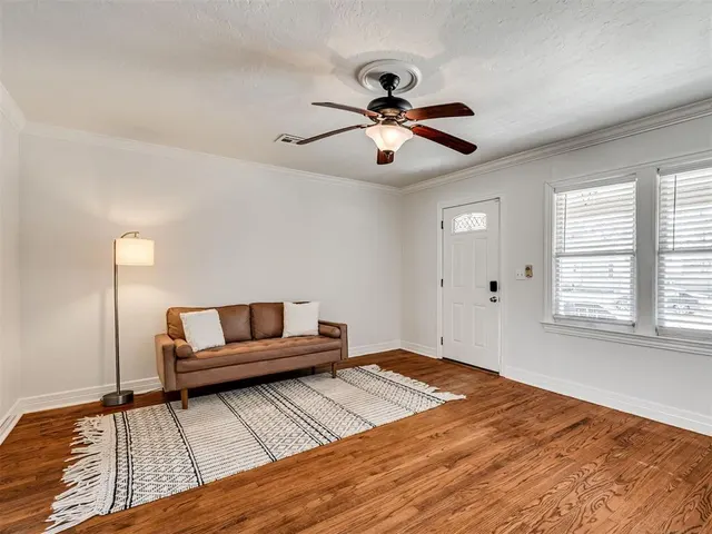 Photo 4 — 2517 NW 27th Street, Oklahoma City, OK 73107