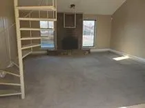 Photo 5 — 8900 N Shannon Avenue, Oklahoma City, OK 73132