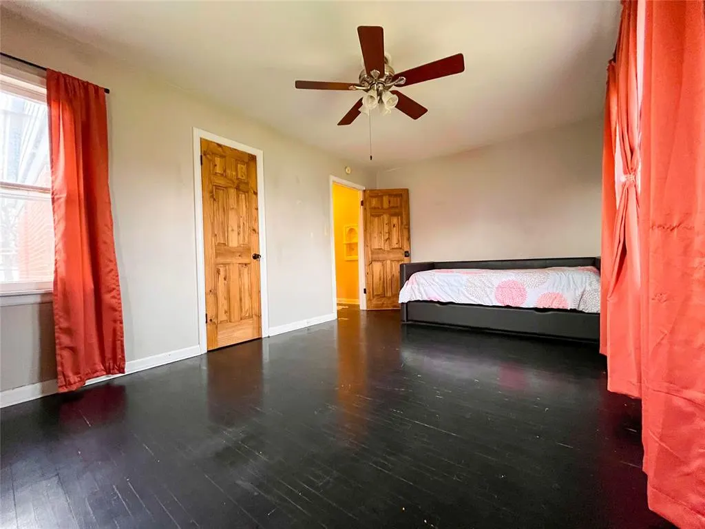 Photo 17 — 110 N Cedar Avenue, Stroud, OK 74079