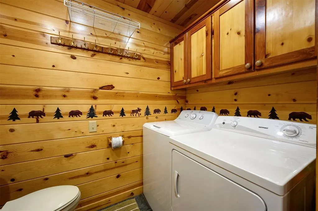Photo 8 — 1368 Southern Hills Circle, Broken Bow, OK 74728