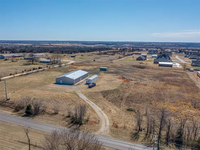 Photo 5 — 2972 SE 7th Street, Blanchard, OK 73010
