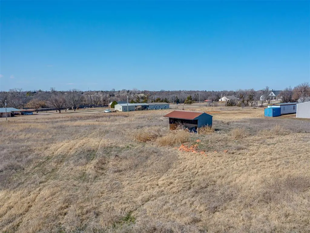 Photo 15 — 2972 SE 7th Street, Blanchard, OK 73010