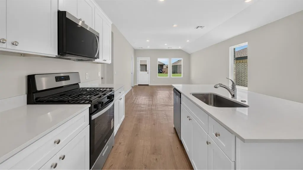 Photo 4 — 621 NE 104th Street, Oklahoma City, OK 73114