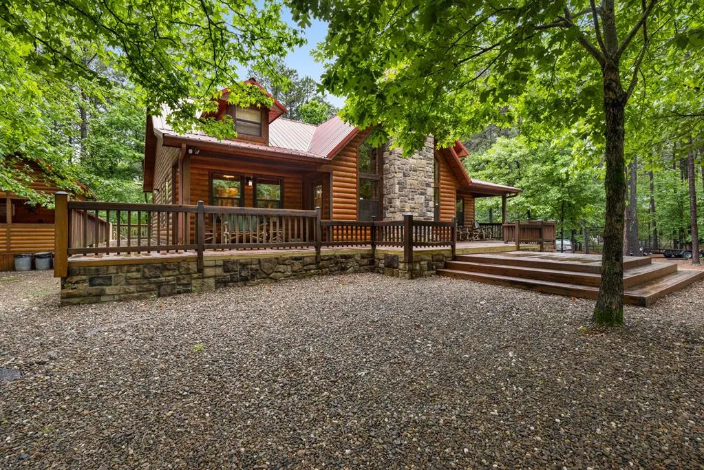 Photo 10 — 107 Mahogany Road, Broken Bow, OK 74728