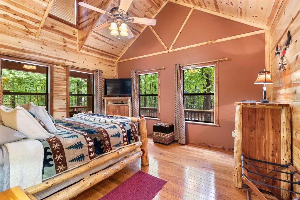 Photo 37 — 107 Mahogany Road, Broken Bow, OK 74728