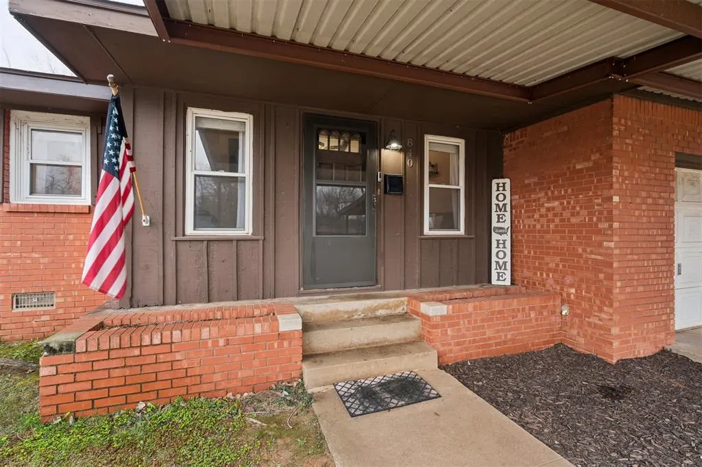 Photo 2 — 840 General Senter Drive, Midwest City, OK 73110