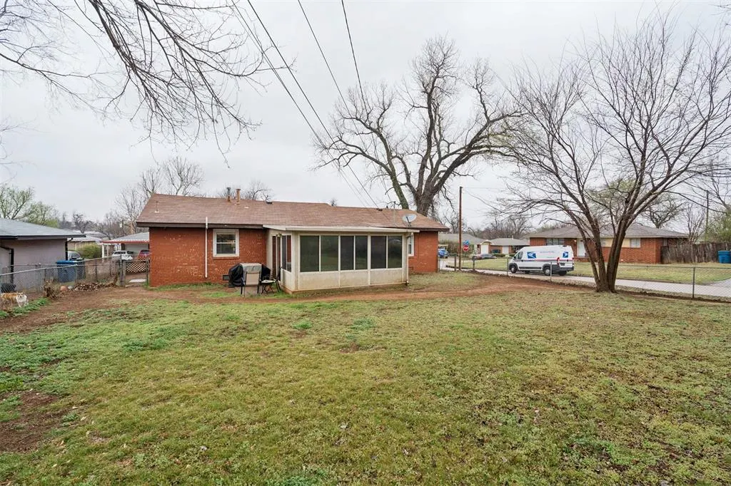 Photo 29 — 840 General Senter Drive, Midwest City, OK 73110