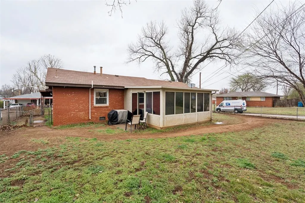 Photo 31 — 840 General Senter Drive, Midwest City, OK 73110
