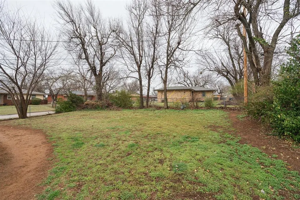 Photo 32 — 840 General Senter Drive, Midwest City, OK 73110