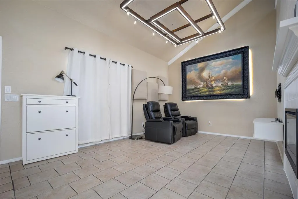 Photo 6 — 11120 Stratford Drive 214, Oklahoma City, OK 73120