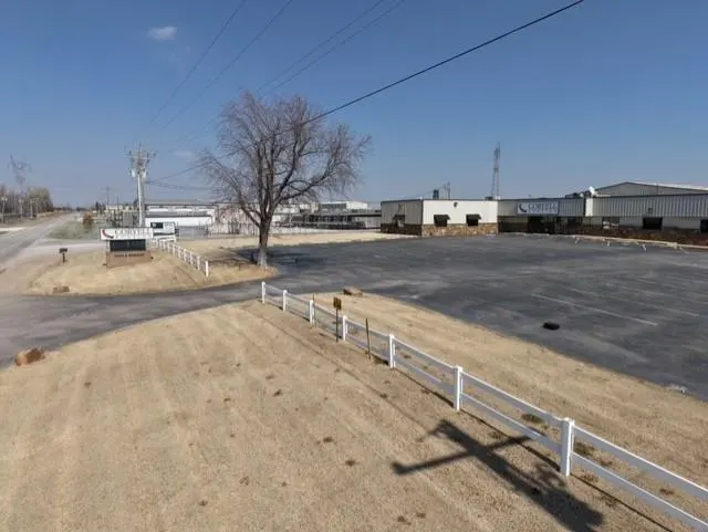 Photo 4 — 14220 S Meridian Avenue, Oklahoma City, OK 73173