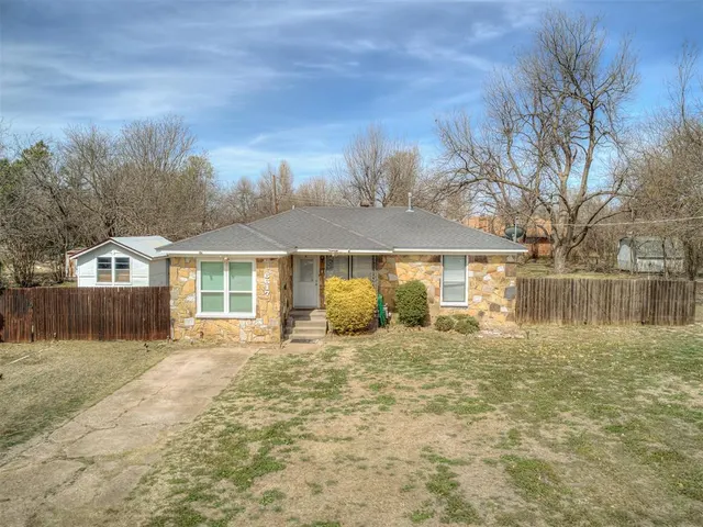 Photo 2 — 6617 SE 5th Street, Oklahoma City, OK 73110