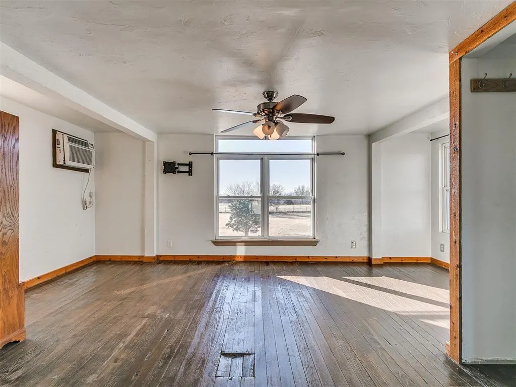 Photo 28 — 1217 W Industrial Road, Guthrie, OK 73044