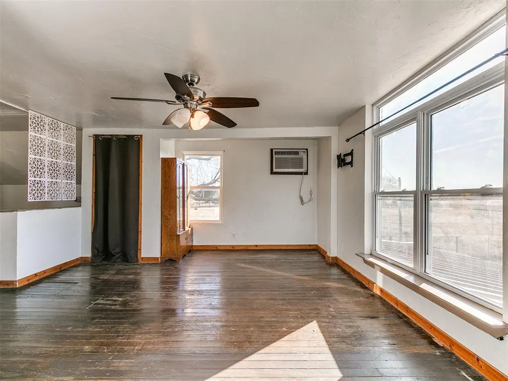 Photo 31 — 1217 W Industrial Road, Guthrie, OK 73044