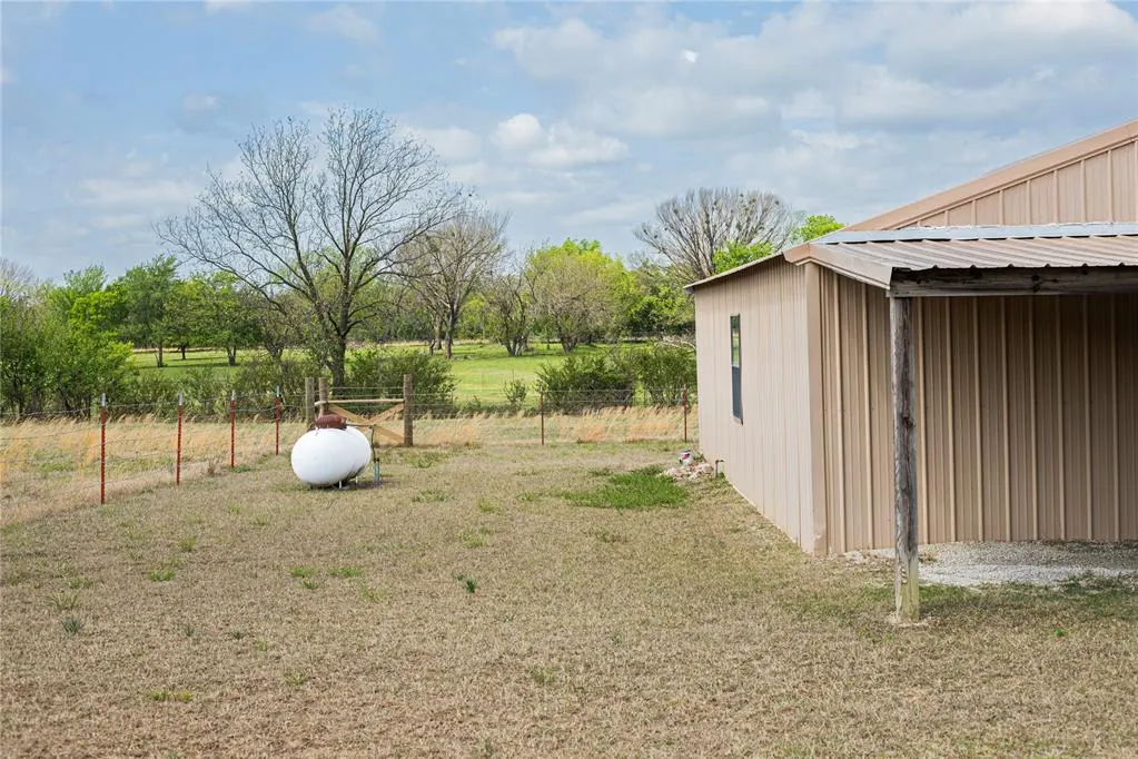 Photo 42 — 1923 W Columbia Street, Okemah, OK 74859