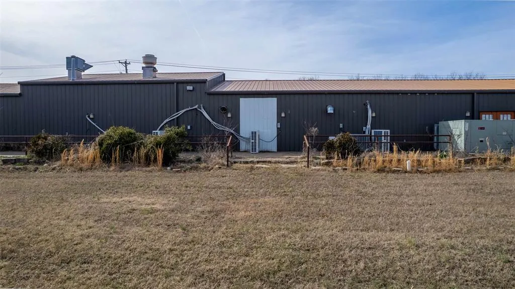 Photo 19 — 1521 N Ok-99 Highway, Stroud, OK 74079