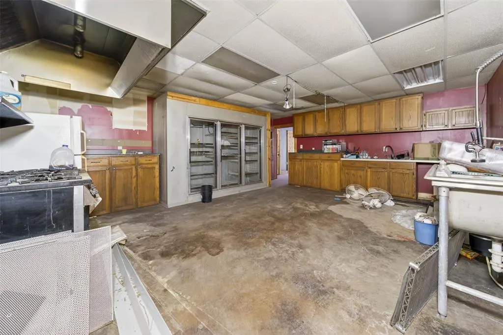 Photo 36 — 1521 N Ok-99 Highway, Stroud, OK 74079