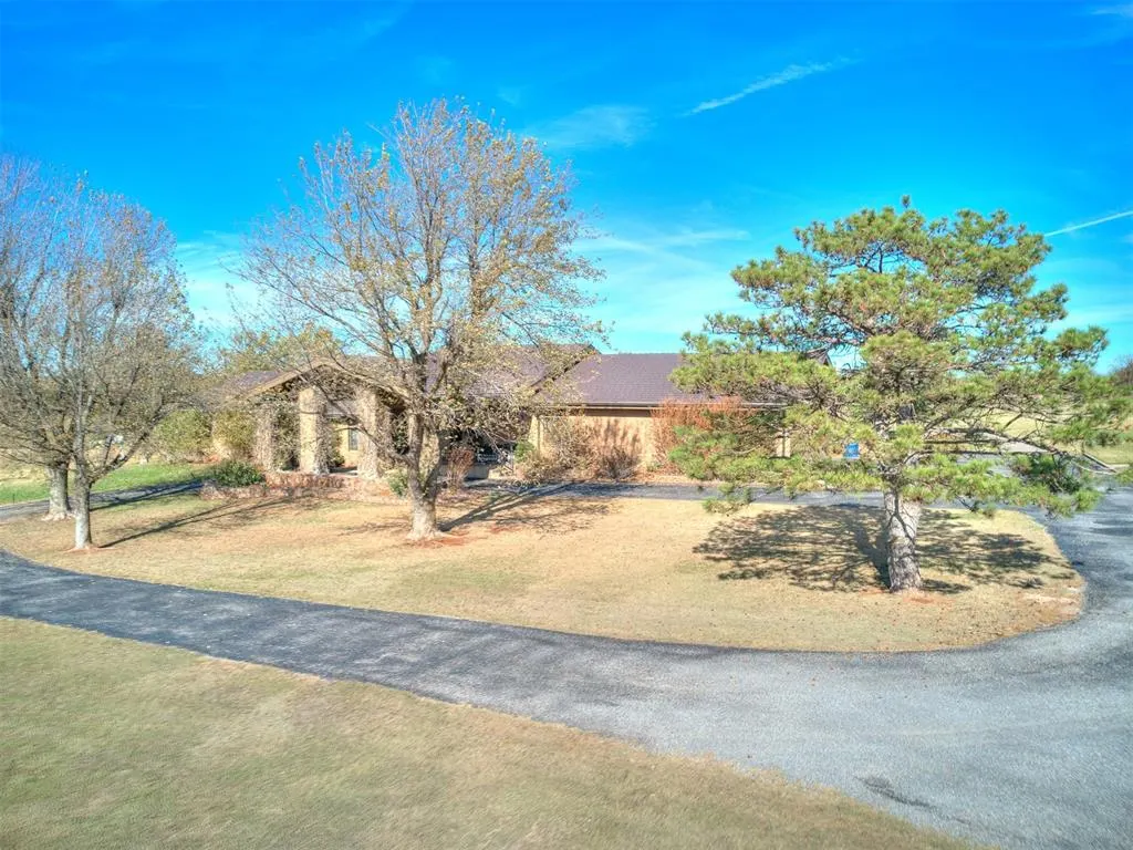 Photo 16 — 2625 W Washington Avenue, Piedmont, OK 73078