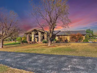 Sold home at 2625 W Washington Avenue