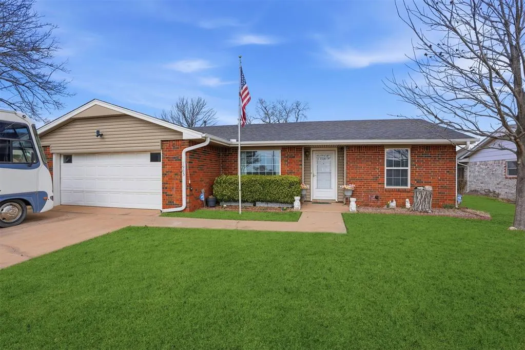 Photo 4 — 1905 Taft Street, Altus, OK 73521