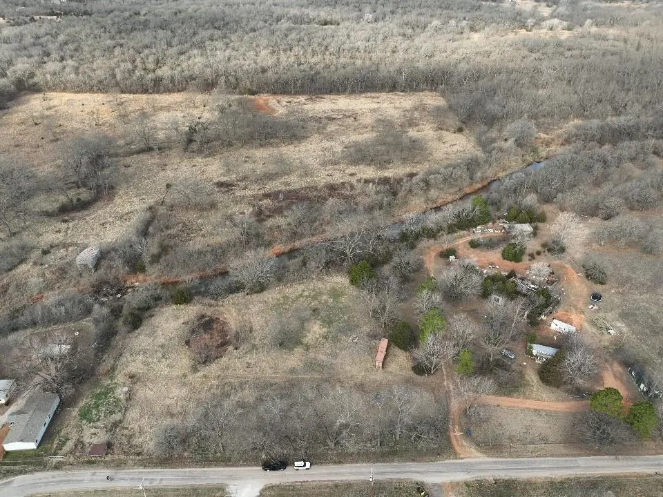 Photo 4 — 23794 Fishmarket Road, Tecumseh, OK 74873