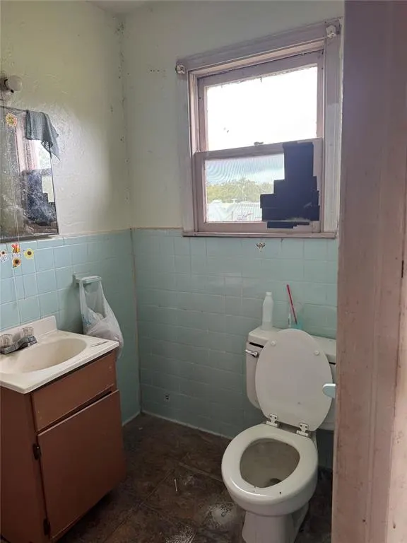 Photo 11 — 24934 E County Road 1550, Maysville, OK 73057