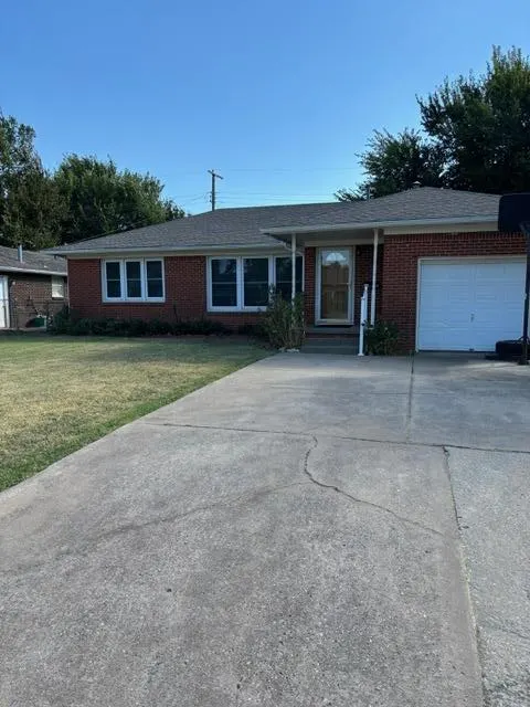 Front exterior — 2120 SW 61st Street, Oklahoma City, OK 73159