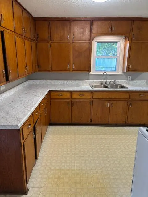 Photo 6 — 2120 SW 61st Street, Oklahoma City, OK 73159