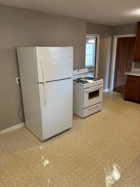 Photo 8 — 2120 SW 61st Street, Oklahoma City, OK 73159
