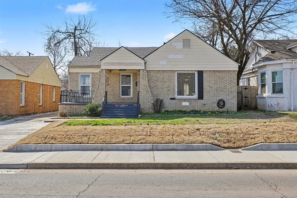 Photo 2 — 2116 NW 30th Street, Oklahoma City, OK 73112