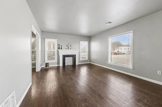 Photo 5 — 2116 NW 30th Street, Oklahoma City, OK 73112