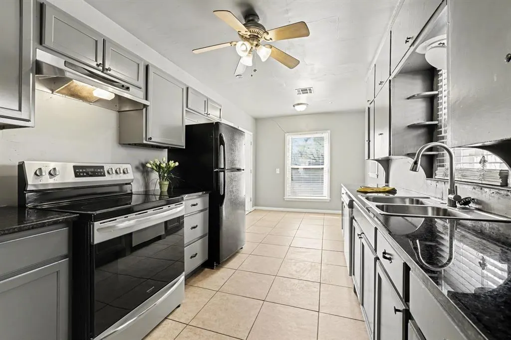 Photo 9 — 2116 NW 30th Street, Oklahoma City, OK 73112