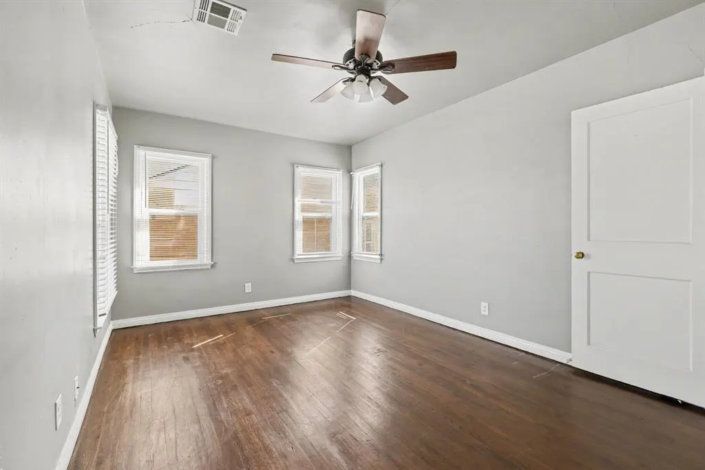 Photo 15 — 2116 NW 30th Street, Oklahoma City, OK 73112