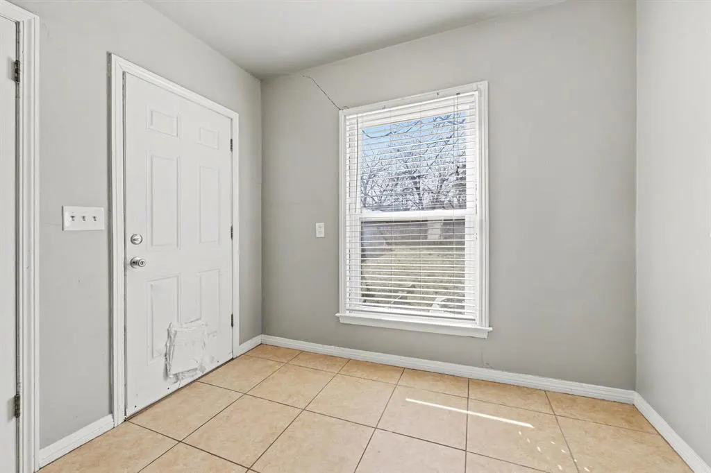 Photo 21 — 2116 NW 30th Street, Oklahoma City, OK 73112