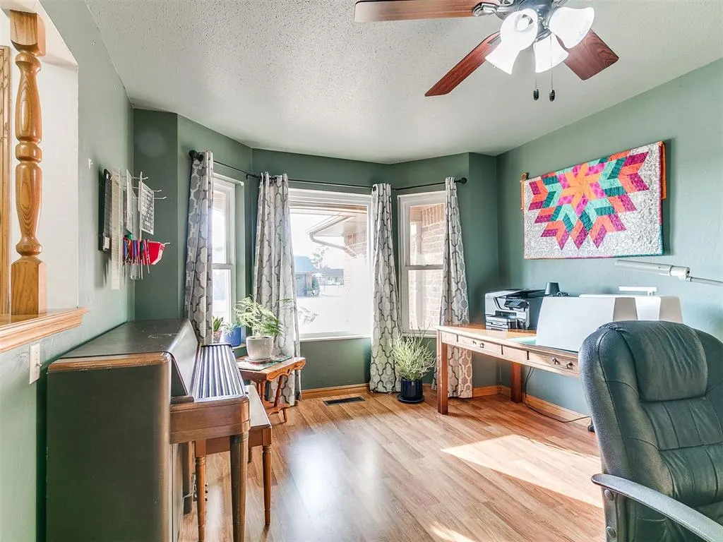 Photo 16 — 1321 S Oak Street, Kingfisher, OK 73750