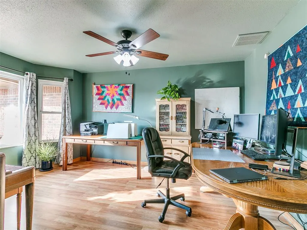 Photo 17 — 1321 S Oak Street, Kingfisher, OK 73750