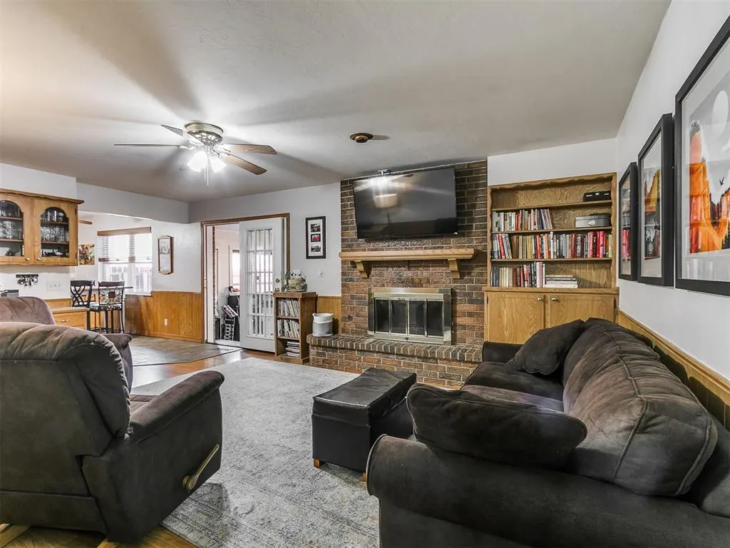 Photo 19 — 1321 S Oak Street, Kingfisher, OK 73750