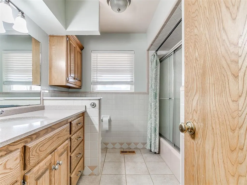 Photo 45 — 1321 S Oak Street, Kingfisher, OK 73750