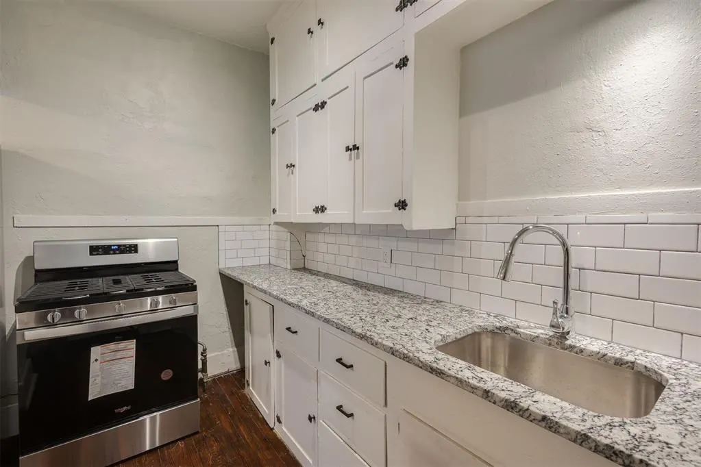 Photo 17 — 2611 N Shartel Avenue, Oklahoma City, OK 73103