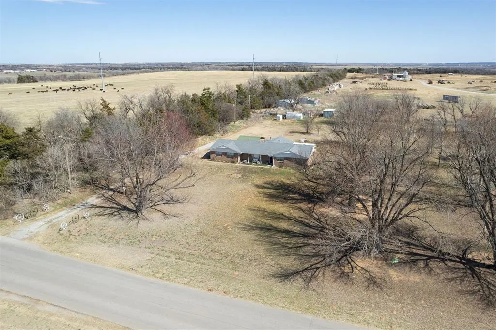 Photo 27 — 33057 Square Top Road, Anadarko, OK 73005