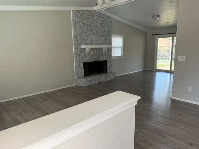 Photo 3 — 1137 NW 104th Street, Oklahoma City, OK 73114