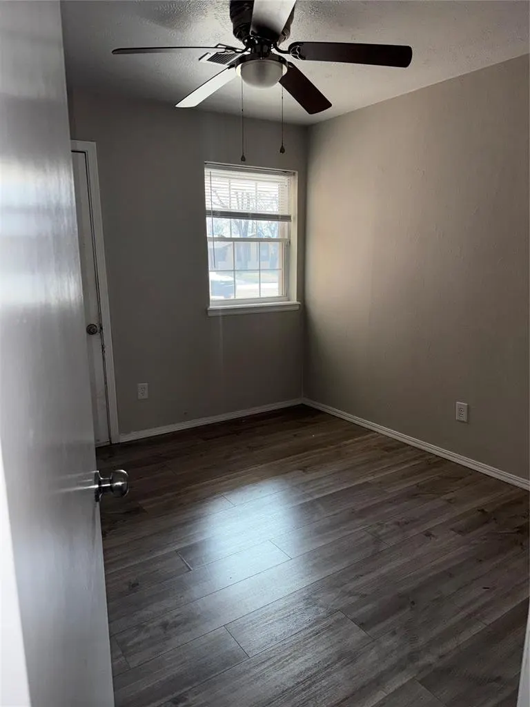 Photo 12 — 1137 NW 104th Street, Oklahoma City, OK 73114