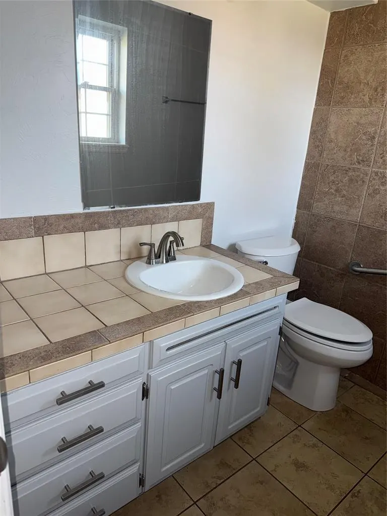 Photo 18 — 1137 NW 104th Street, Oklahoma City, OK 73114