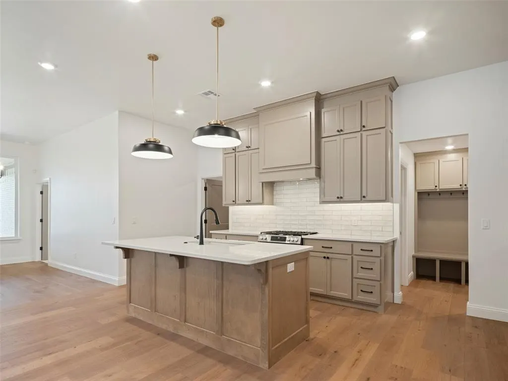 Photo 10 — 16309 Blackberry Farm Road, Oklahoma City, OK 73013