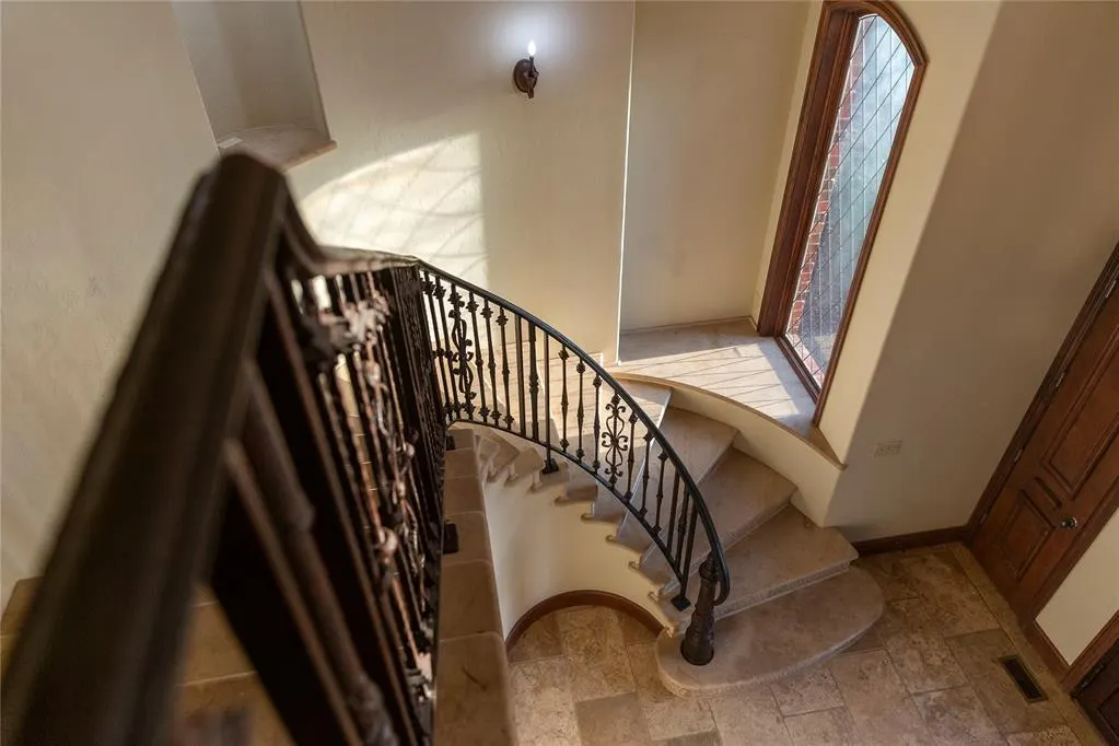 Photo 3 — 9600 Abby Lane, Yukon, OK 73099