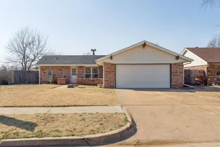 Sold home at 713 Lonnie Lane